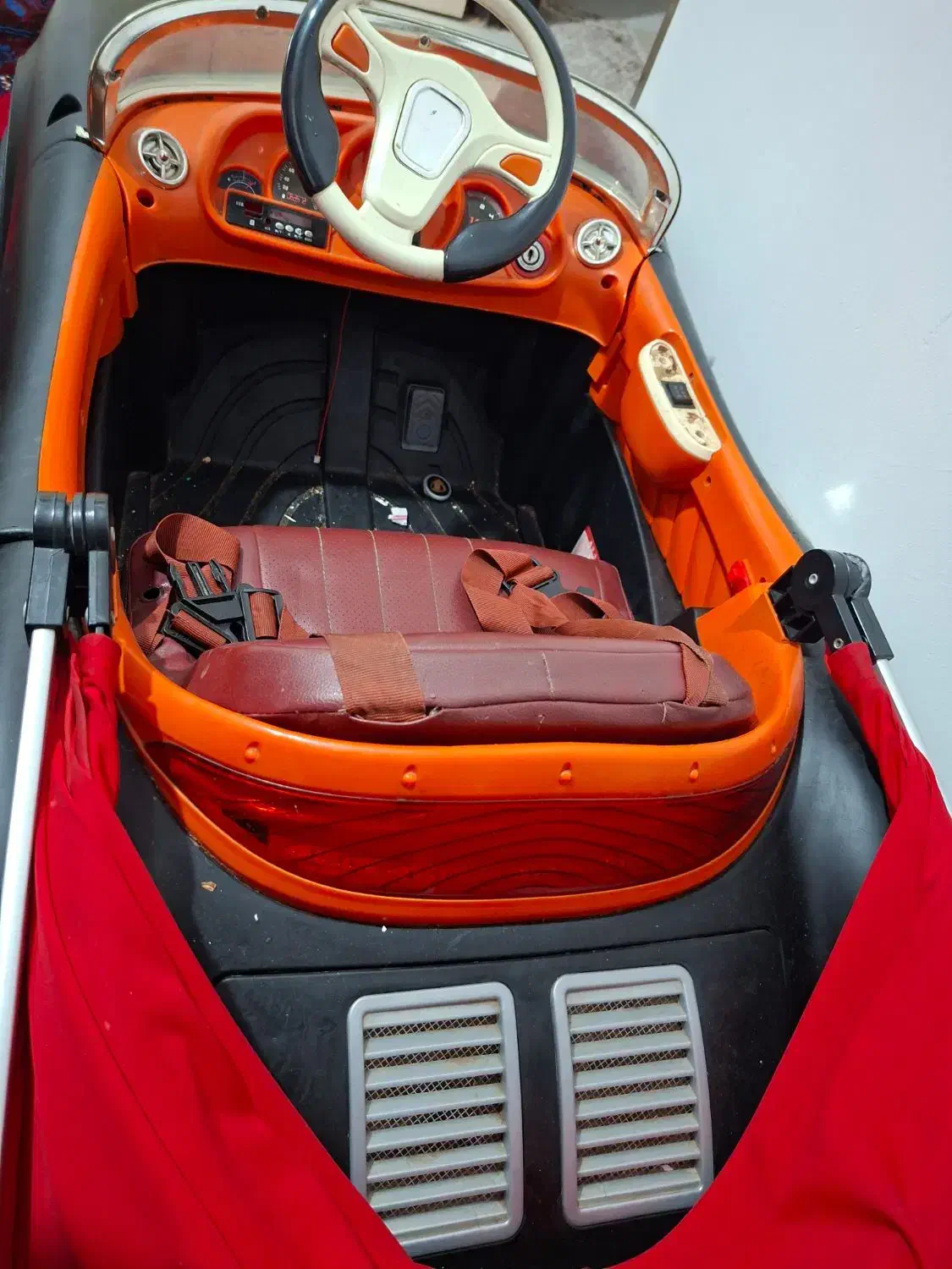 ماشین شارژی|اسباب‌بازی بچه|بندرعباس, |دیوار