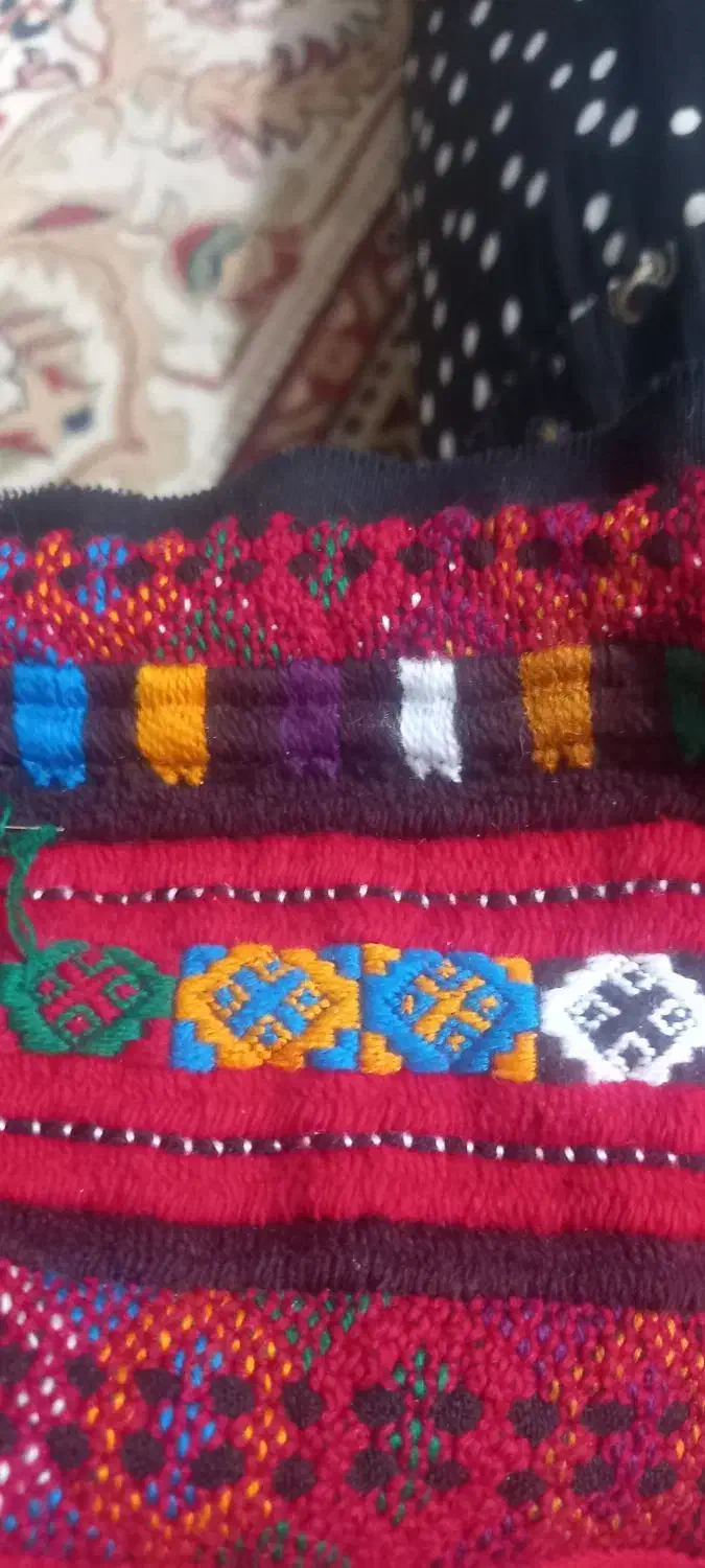 بنوک|لوازم خیاطی و بافتنی|خاش, |دیوار