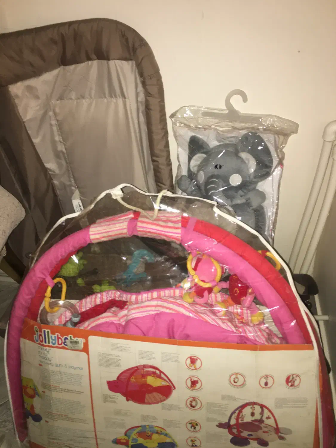 تخت پارک و تشک بازی و کوله پشتی ضربه گیر سر نوزاد|اسباب و اثاث بچه|تهران, تاکسیرانی|دیوار