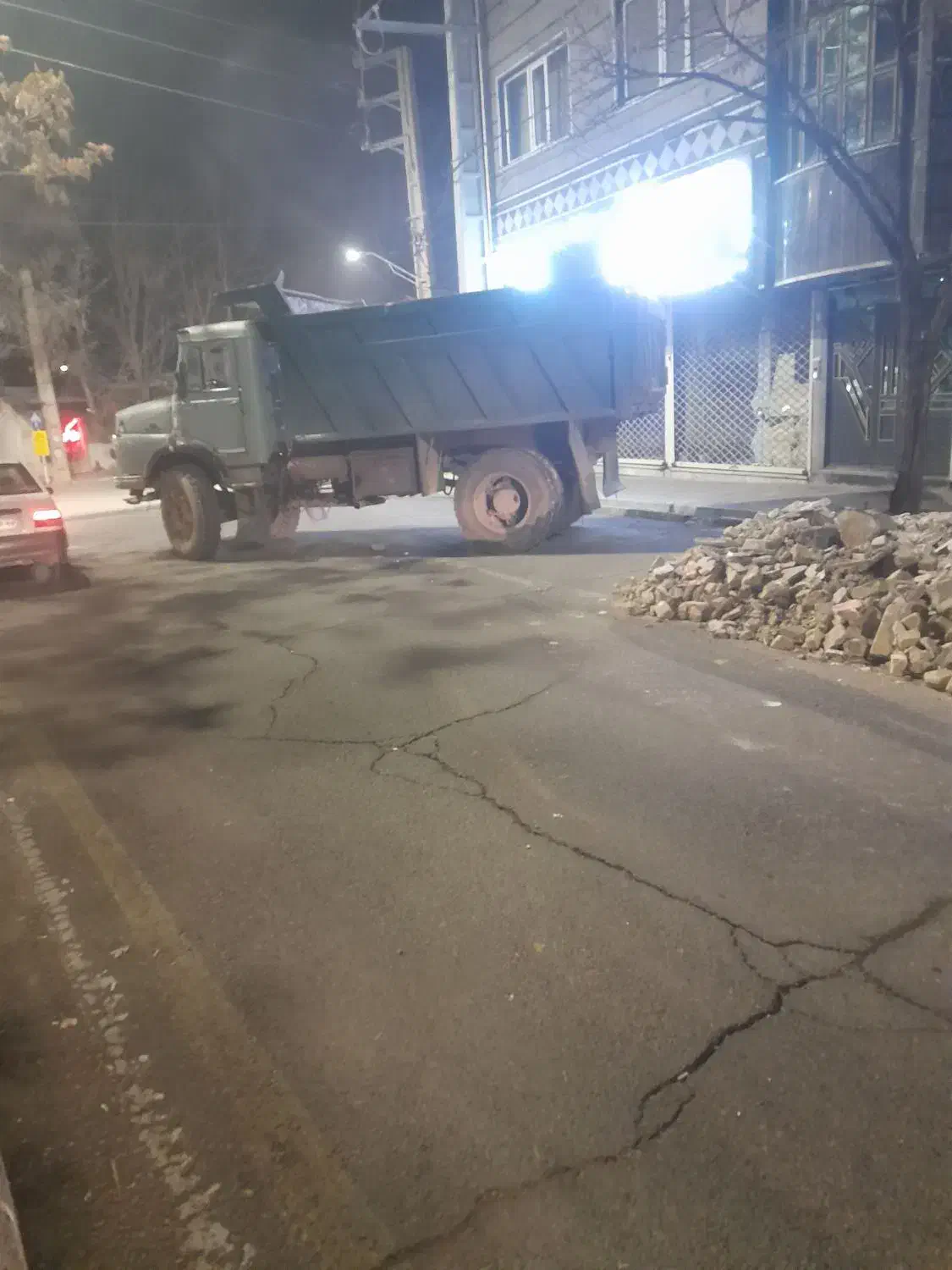 تهیه و توضیع شن ماسه خاک و پوکه و...|مصالح و تجهیزات ساختمان|ابهر, |دیوار