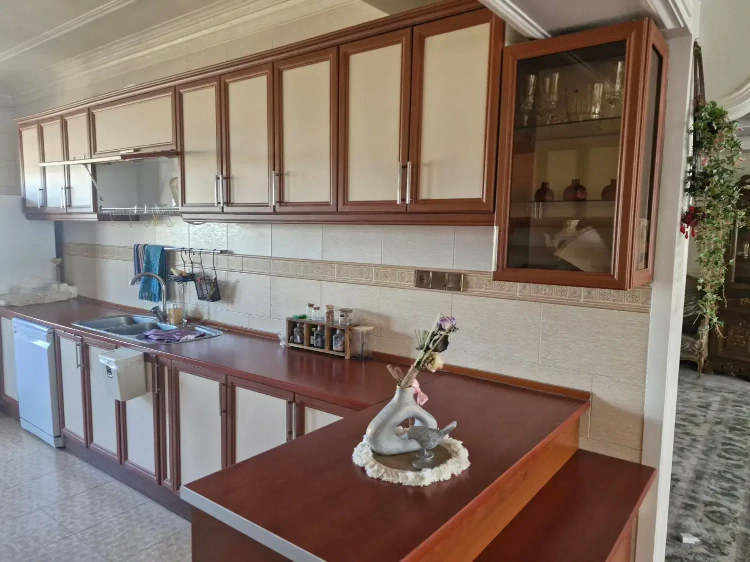 کابینت آشپزخانه|مصالح و تجهیزات ساختمان|شال, |دیوار