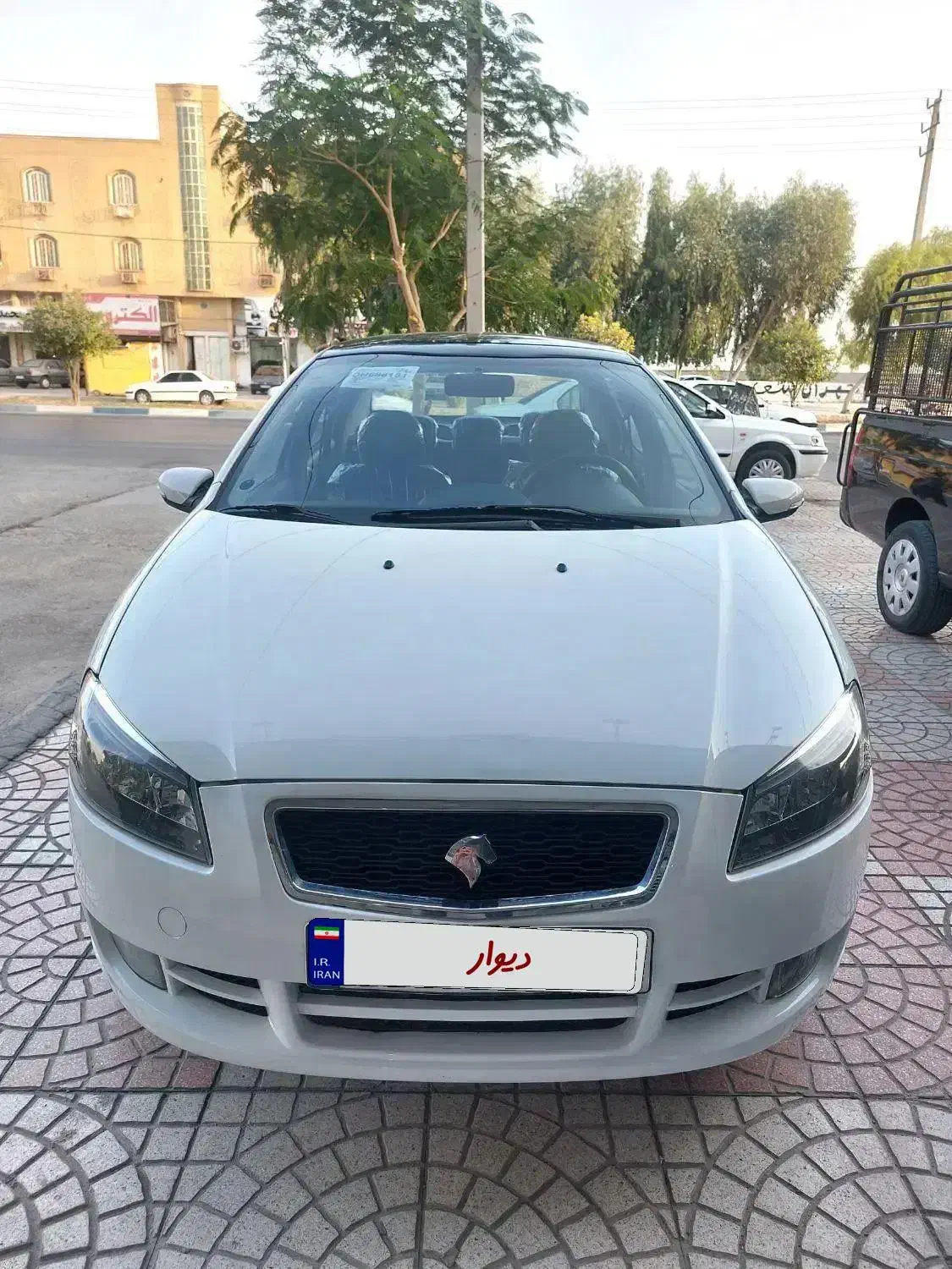 رانا پلاس سقف شیشه‌ای پاناروما 6 دنده|خودرو سواری و وانت|بوشهر, |دیوار