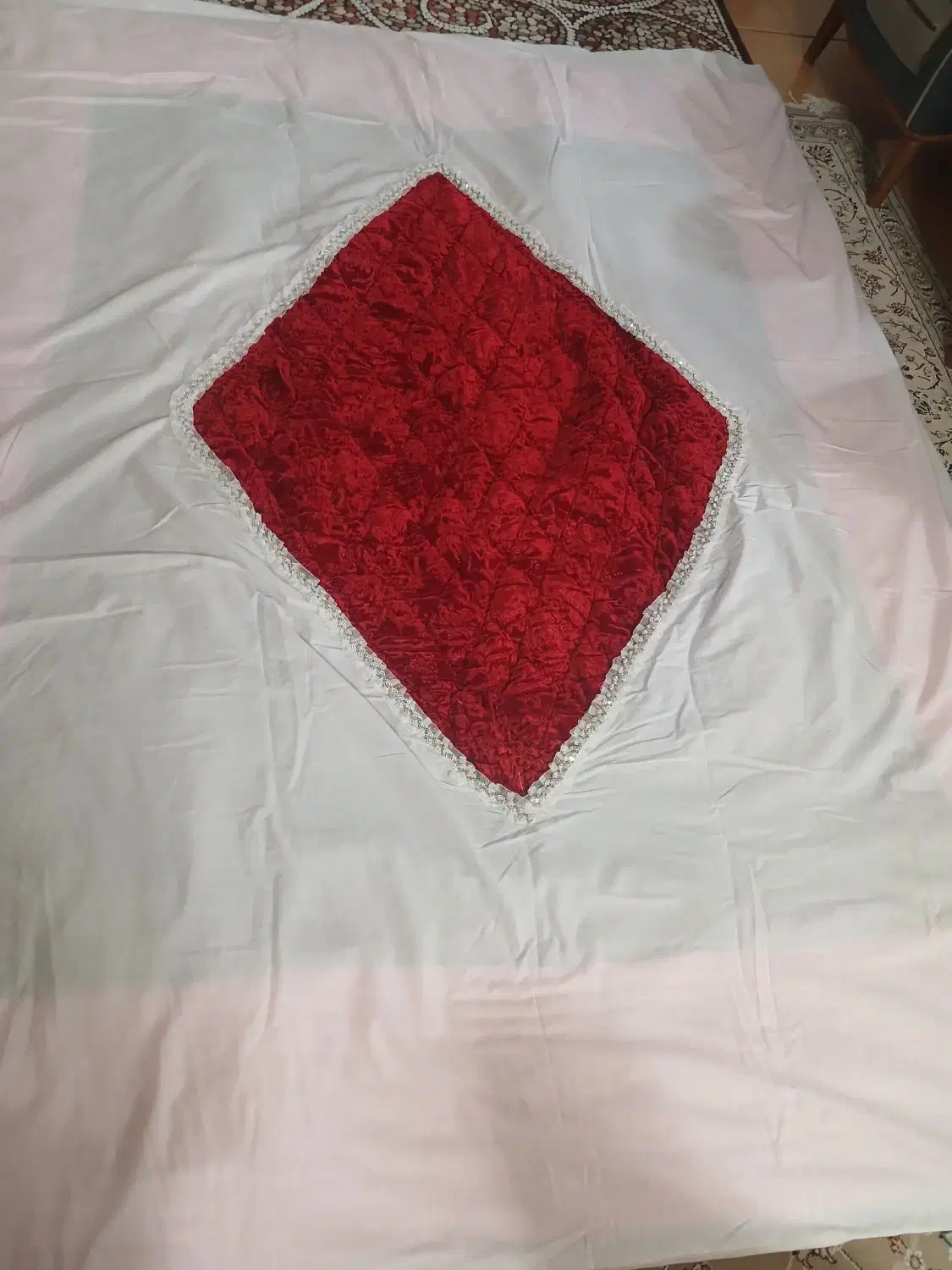 لحاف کرسی ۲نفره مخمل وساتن|رختخواب، بالش، پتو|اصفهان, گلزار|دیوار