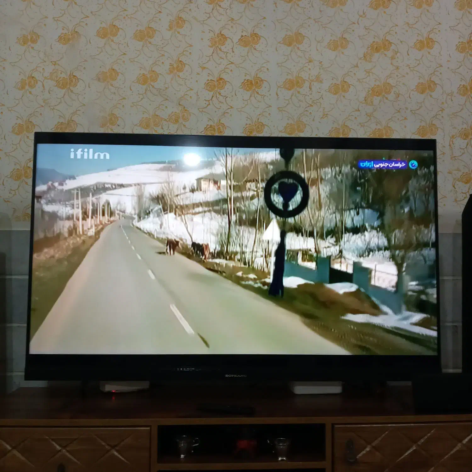 تلوزیون سوپرانو ۵۵ اینچ|تلویزیون و پروژکتور|محمدیه-قزوین, |دیوار