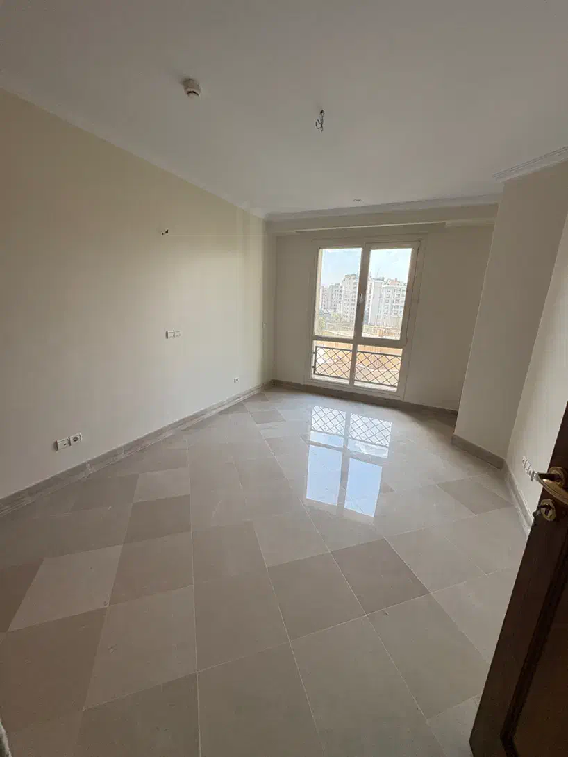 اجاره ۳۰۰ متر آپارتمان ۴خواب الهیه