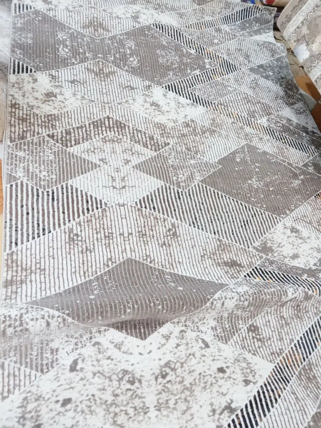 گلیم در حد نو|گلیم، جاجیم، گبه|بوژگان, |دیوار