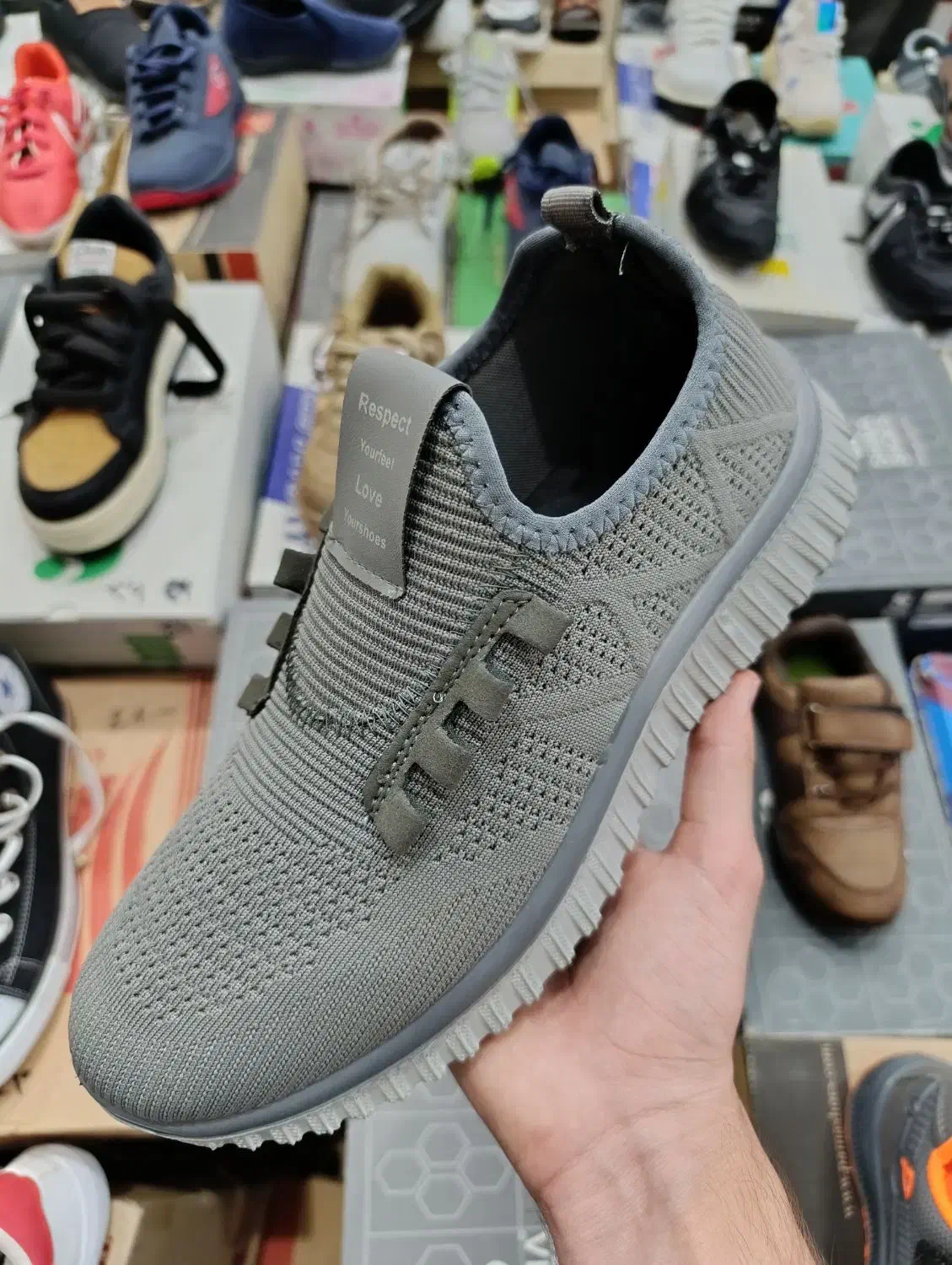 ارزانسرای راحیل|کیف، کفش، کمربند|اندیمشک, |دیوار