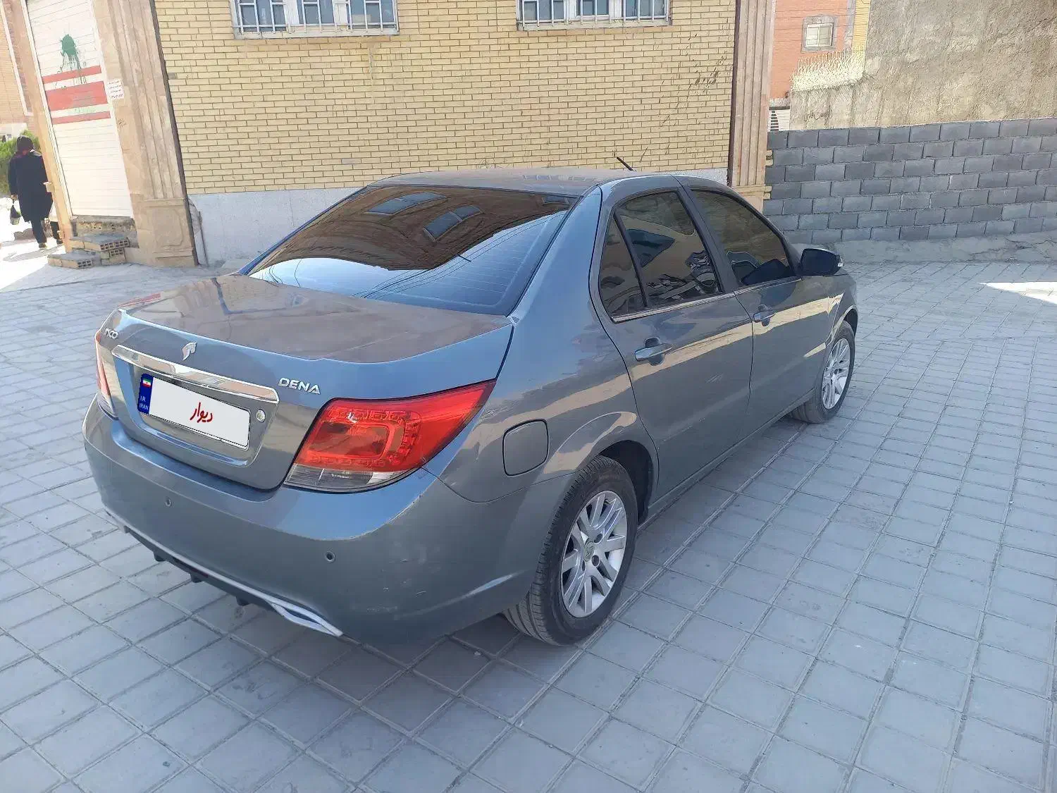 دنا ۹۶|خودرو سواری و وانت|اصفهان, بهارستان|دیوار