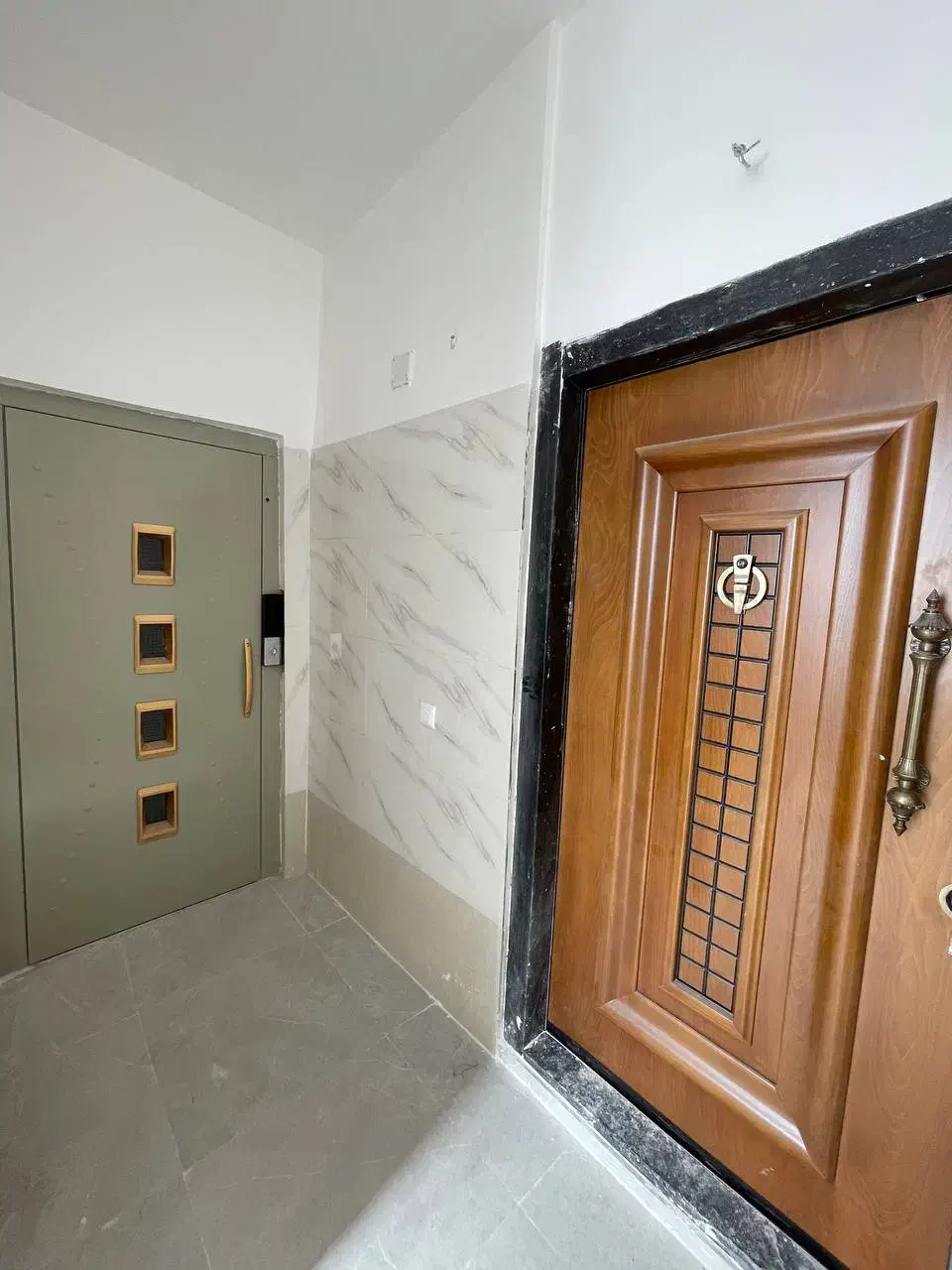 فروش تک واحدی، 97 متری 2 خواب طبقه اول مامونیه|فروش آپارتمان|زرندیه, |دیوار