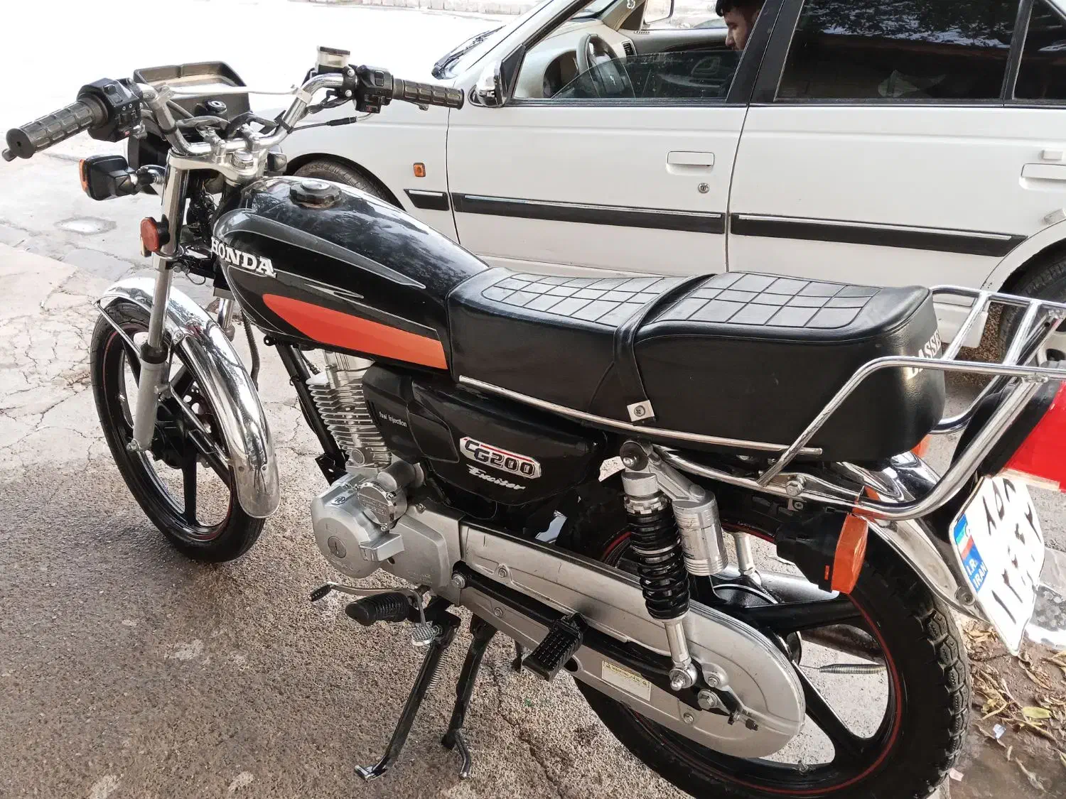 200مدل1402|موتورسیکلت|مشهد, الهیه|دیوار