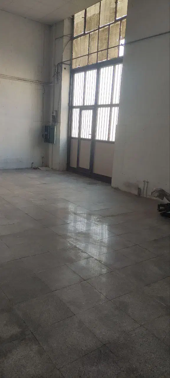 سالن۳۰۰متری|اجارهٔ دفتر صنعتی، کشاورزی، تجاری|سنندج, |دیوار