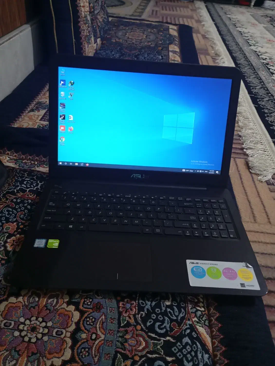 فروش‌‌ایسوس‌تمیز‌کم‌کارسه‌‌ساله‌توخونه‌افتاده|رایانه همراه|سیرجان, |دیوار