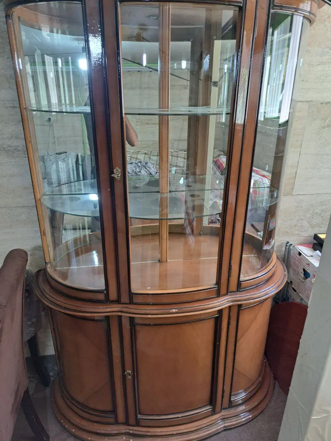 ویترین بوفه استفاده بلور|بوفه، ویترین، کنسول|ری, هاشم‌آباد|دیوار