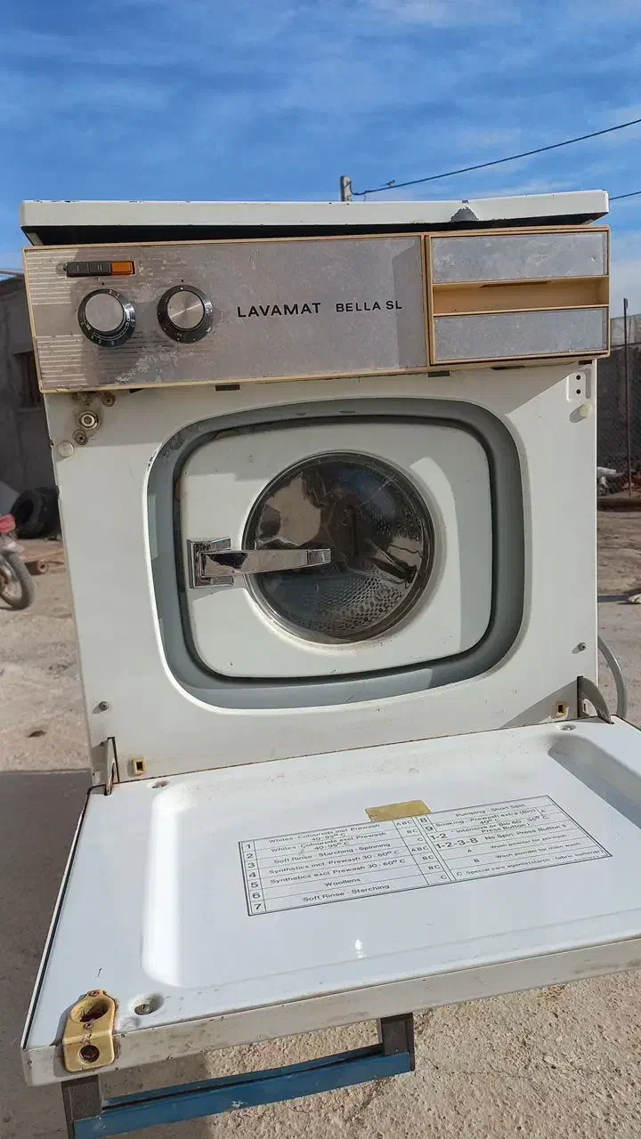 لباسشوی قدیمی|ماشین لباسشویی و خشککن لباس|نمین, |دیوار