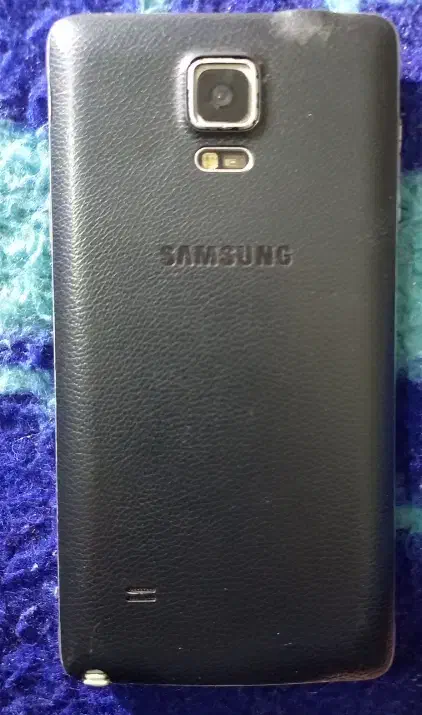 گوشی|موبایل|بومهن, |دیوار