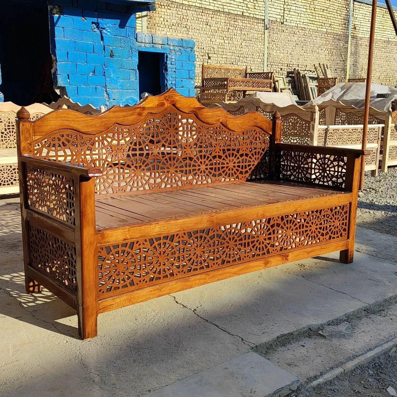 مبلمان تخت سنتی jc43823|مبلمان خانگی و میز عسلی|شهرضا, |دیوار