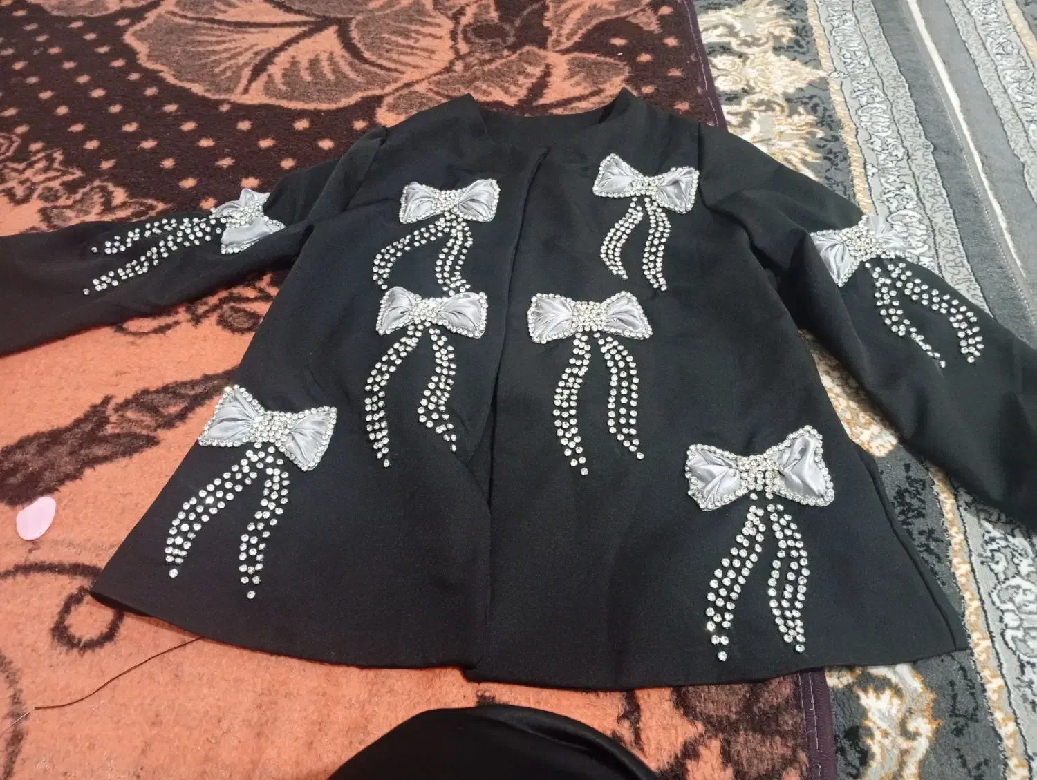 جلیقه وعبا|لباس|جوانرود, |دیوار