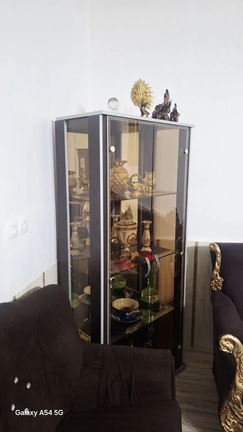 بوفه شیشه ای|بوفه، ویترین، کنسول|بروجرد, |دیوار