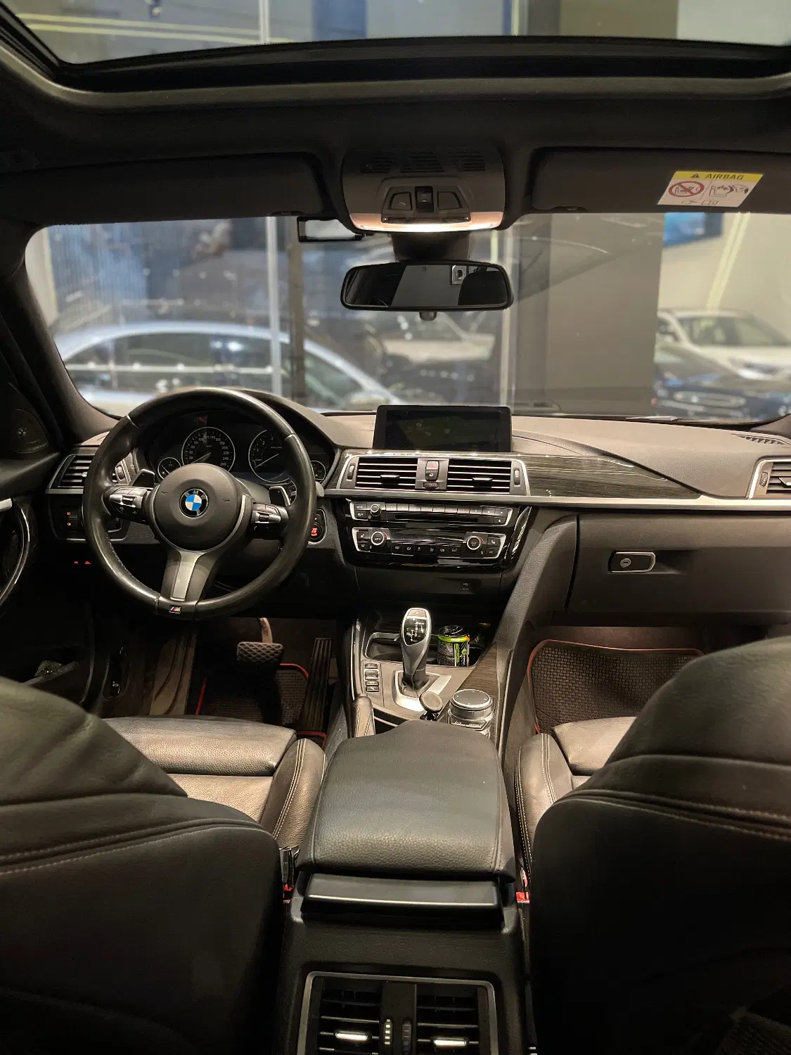 Bmw 330i|خودرو سواری و وانت|تهران, محمودیه|دیوار