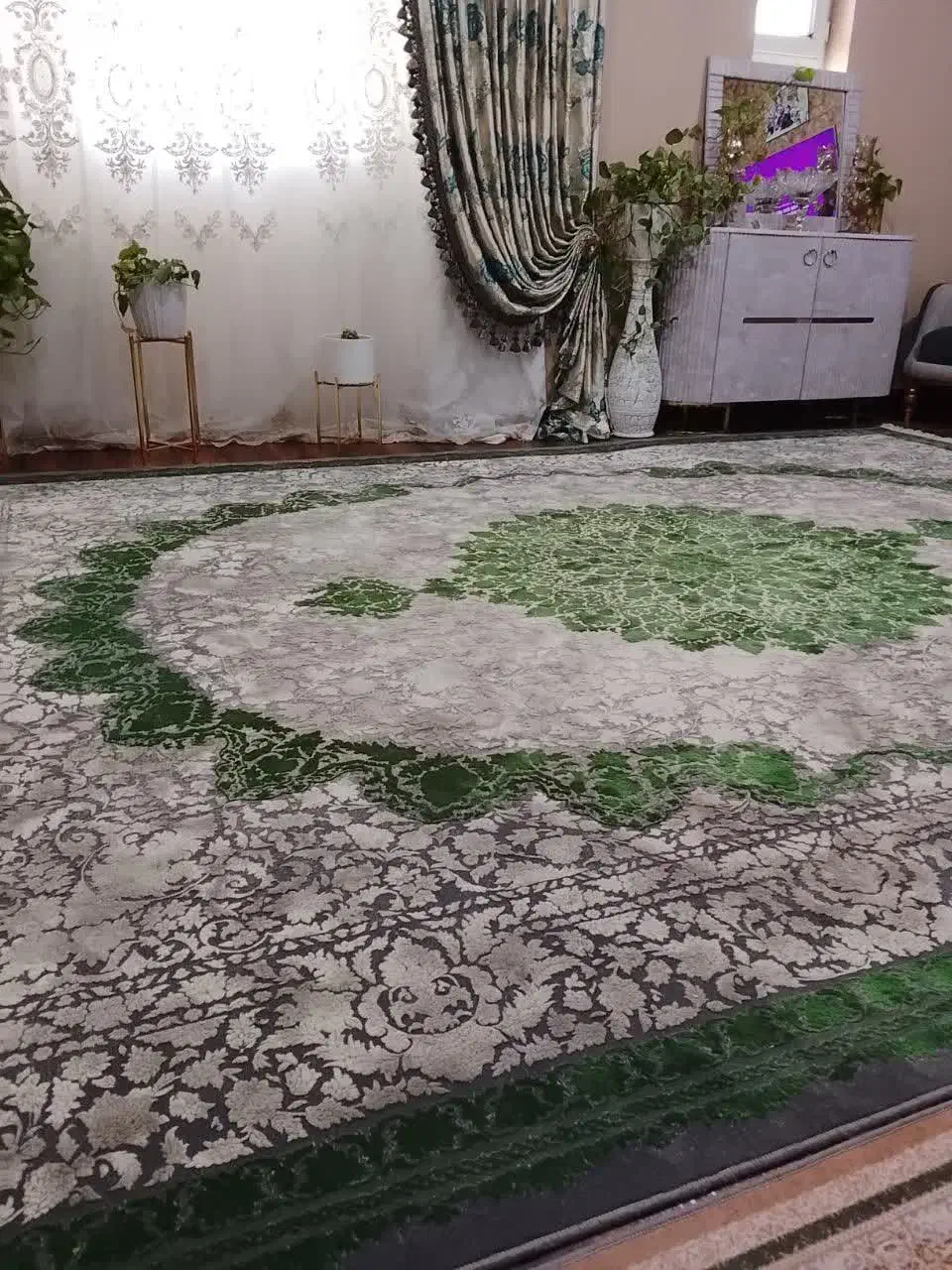 فرش 12متری 1200شانه تراکم 3600|فرش|قم, شهرک شهرداری|دیوار