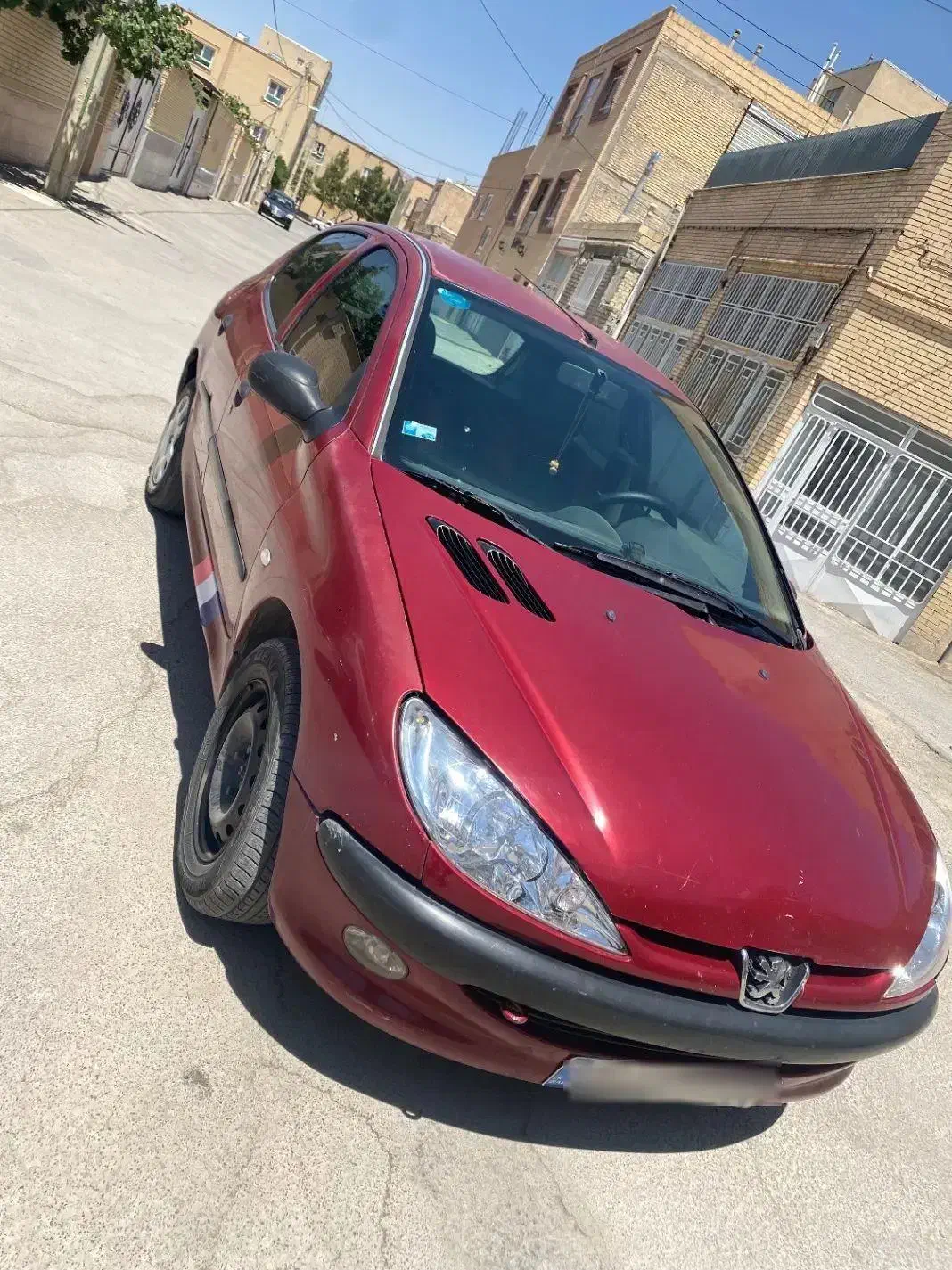 پژو ۲۰۶ مدل ۸۲ آلبالویی|خودرو سواری و وانت|آباده, |دیوار