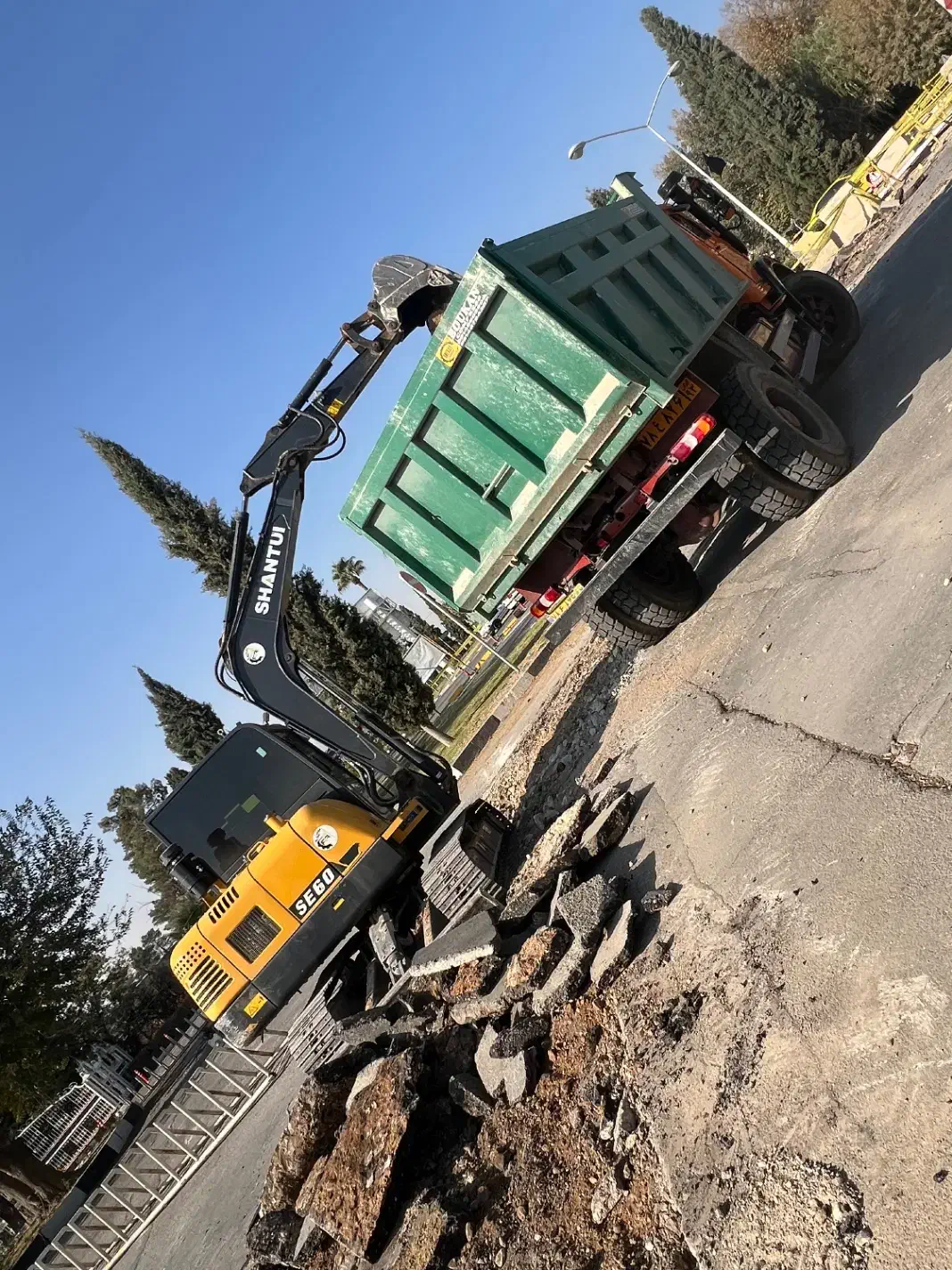 حمل نخاله مینی بیل کمپرسی ناخاله ماسه شسته مخلوط|خدمات حمل و نقل|شیراز, آزادگان|دیوار