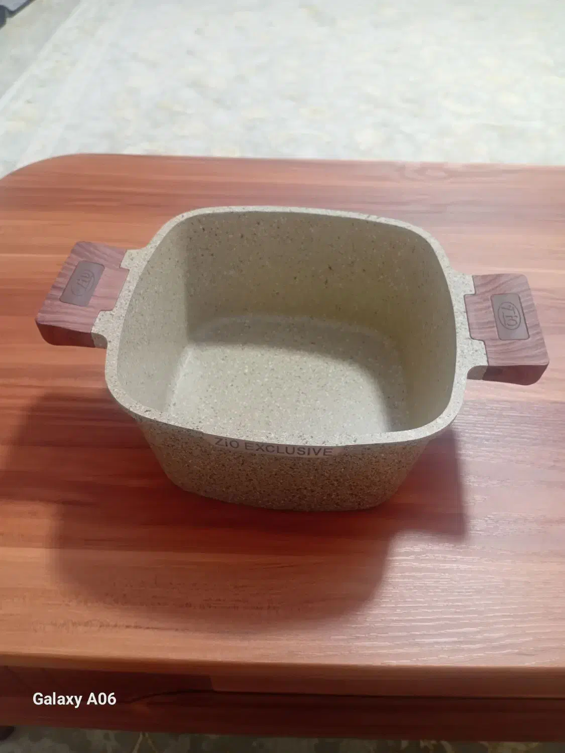 قابلمه|ظروف پختوپز|مهاباد (آذربایجان غربی), |دیوار