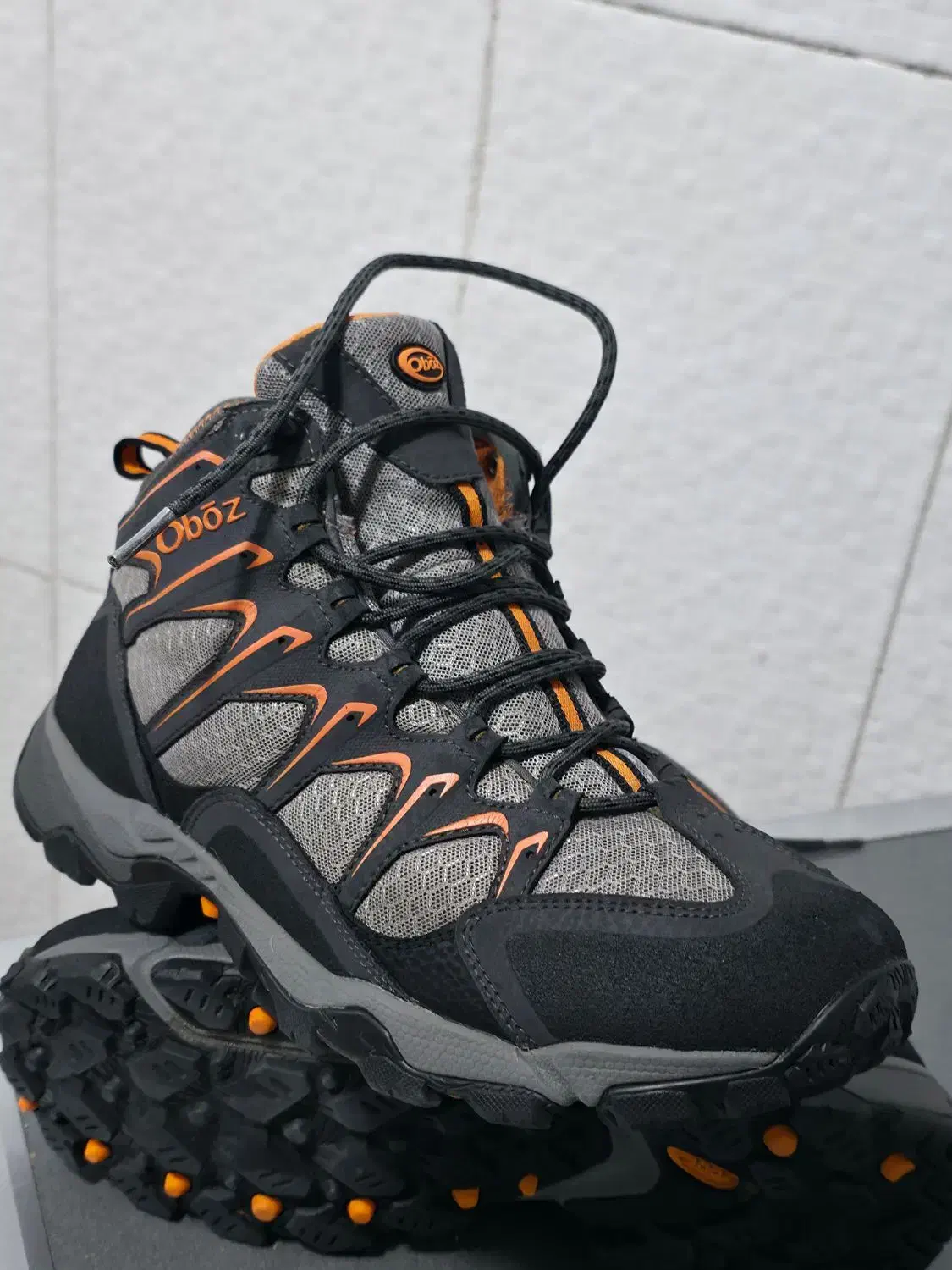 کفش کوهنوردی استوک اورجینال مارک ObOzآمریکادرصدرا|کیف، کفش، کمربند|شیراز, علوم پزشکی|دیوار
