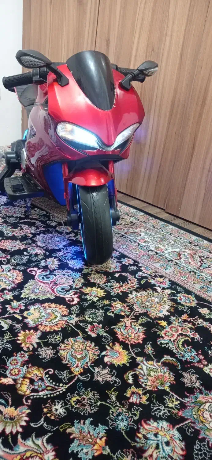 موتور شارژی سالم|اسباب‌بازی بچه|پرند, فاز ۵|دیوار