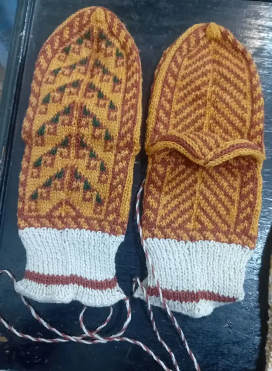 جوراب پشمی|لباس|خلخال, |دیوار