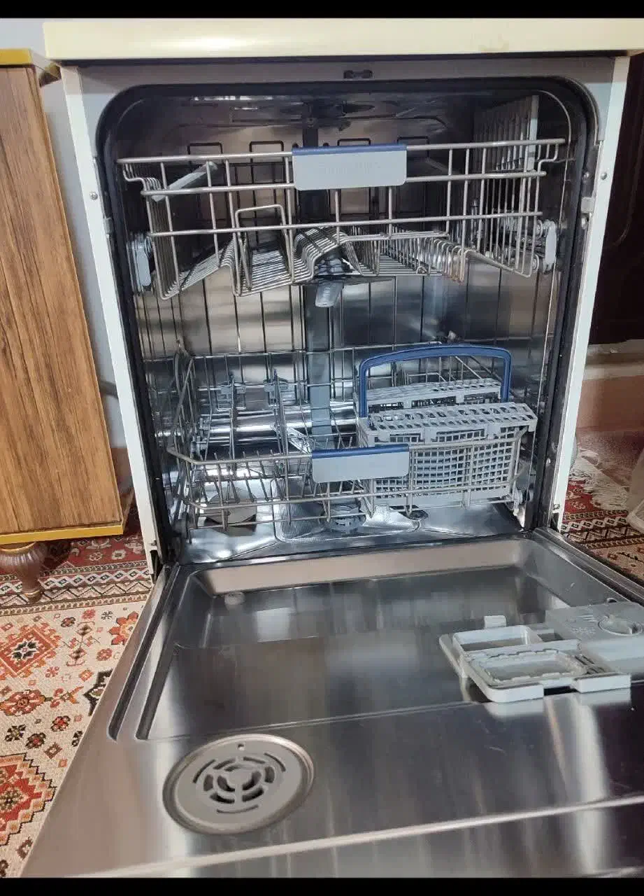ظرفشویی ۱۴ نفره سامسونگ اصل|ماشین ظرفشویی|گرگان, |دیوار