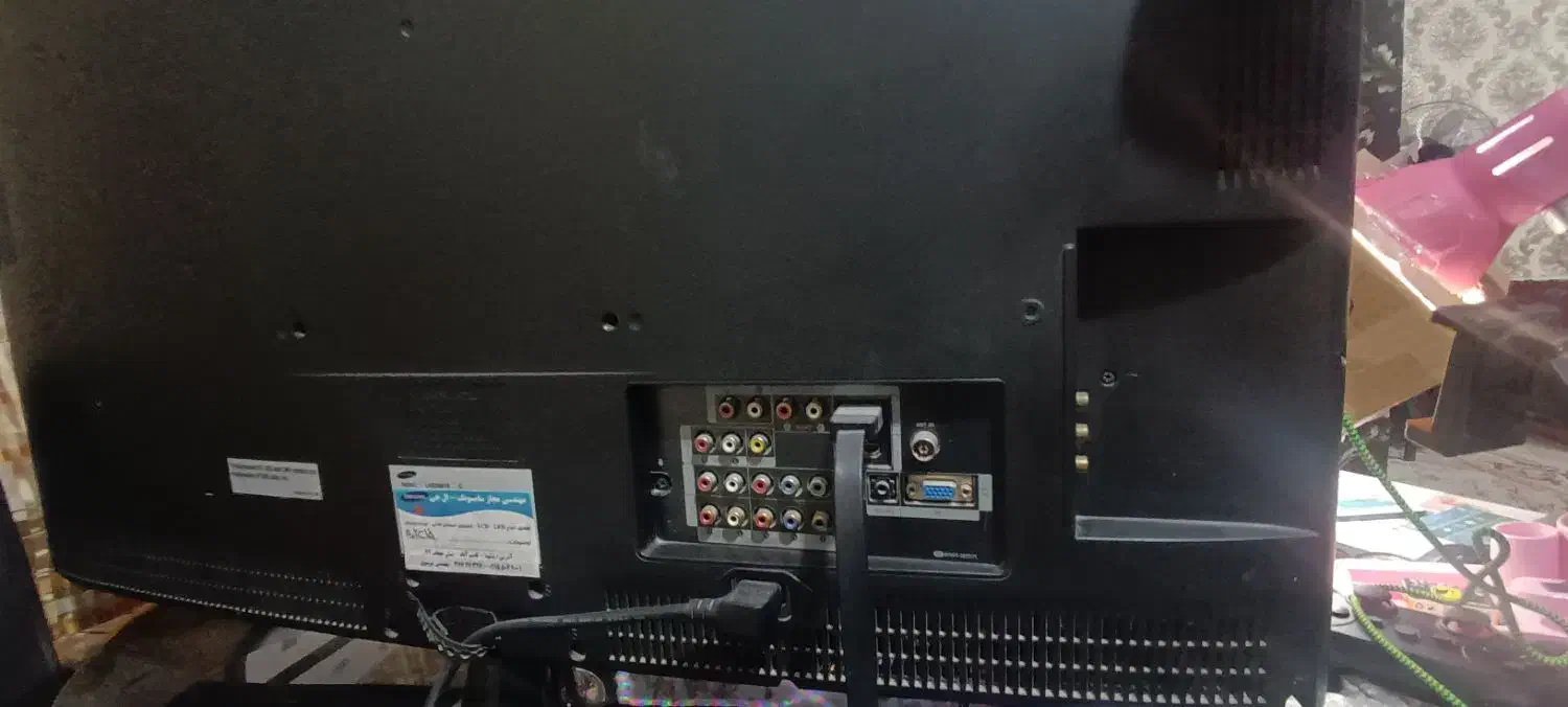 تلویزیون ۳۲ اینچ|تلویزیون و پروژکتور|گلبهار, شهر جدید گلبهار|دیوار