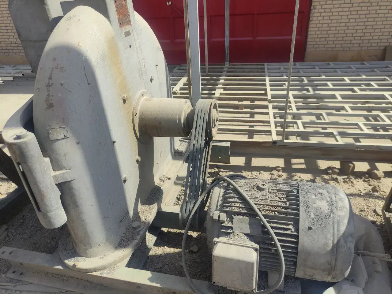 آسیاب چکشی آلمانی ۲۴ شش تیغه|ماشین‌آلات صنعتی|اصفهان, ارغوانیه|دیوار