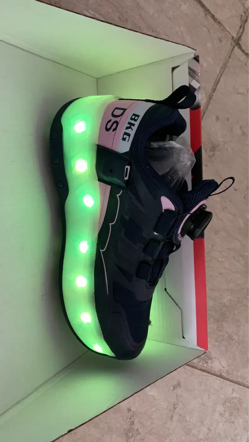 کفش اسکیتی|دوچرخه، اسکیت، اسکوتر|کرمان, |دیوار