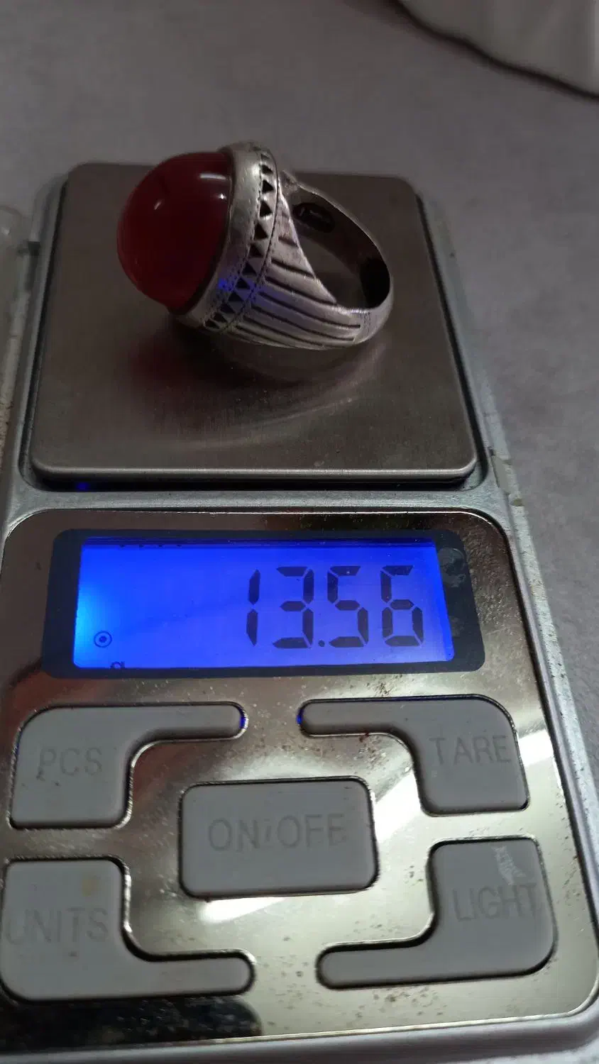 نقره درحد|جواهرات|کرج, حصارک بالا|دیوار