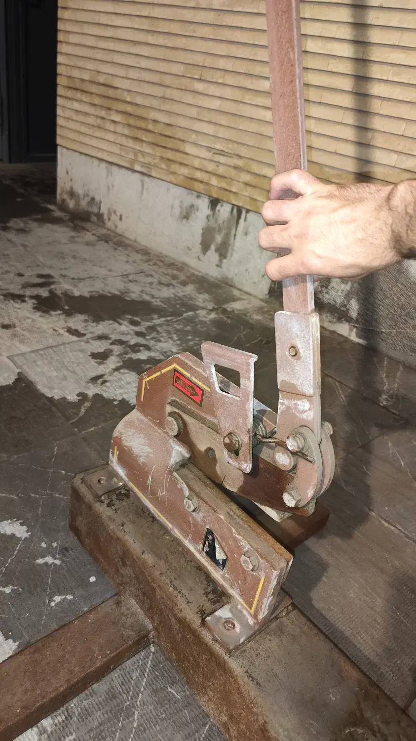 قیچی ورق بر ، میلگرد بر 6‌R پدینگ هاوس|ابزارآلات|اصفهان, خواجو|دیوار