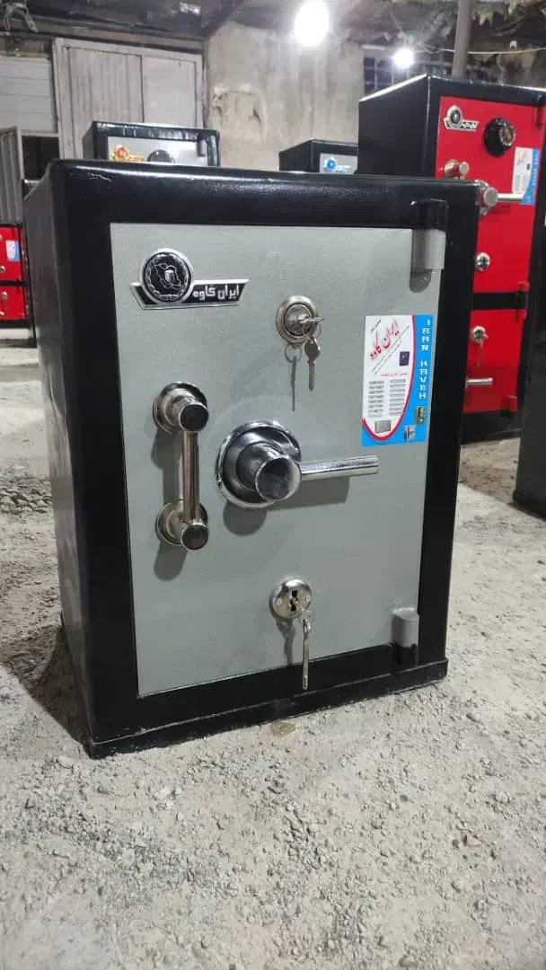 ده حسن شهرک صنعتی داودیه گاوصندوق‌کد۱۶۸۲|ابزارآلات|رباط‌کریم, رباط‌کریم|دیوار