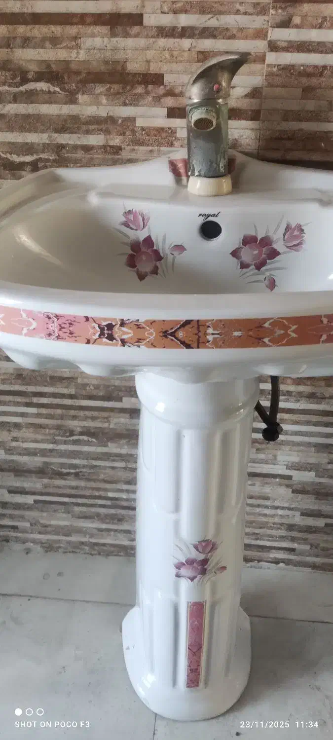 فروش روشویی و|لوازم سرویس بهداشتی|شیراز, آزادگان|دیوار