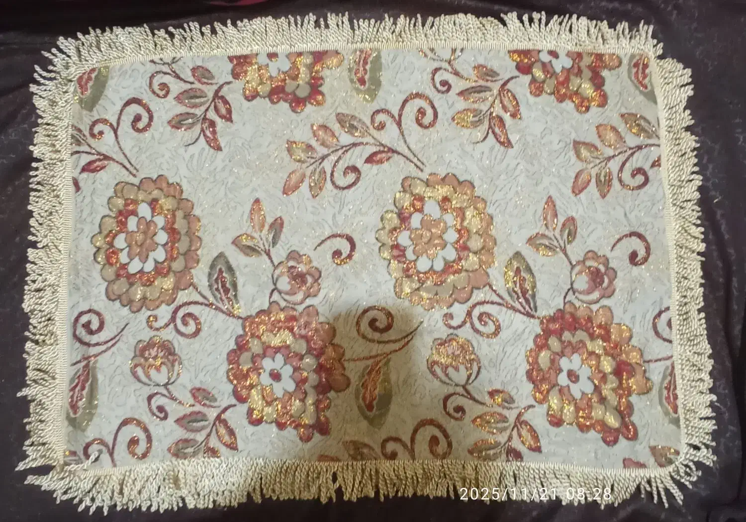 رو بالشتی نو|رختخواب، بالش، پتو|فلاورجان, |دیوار