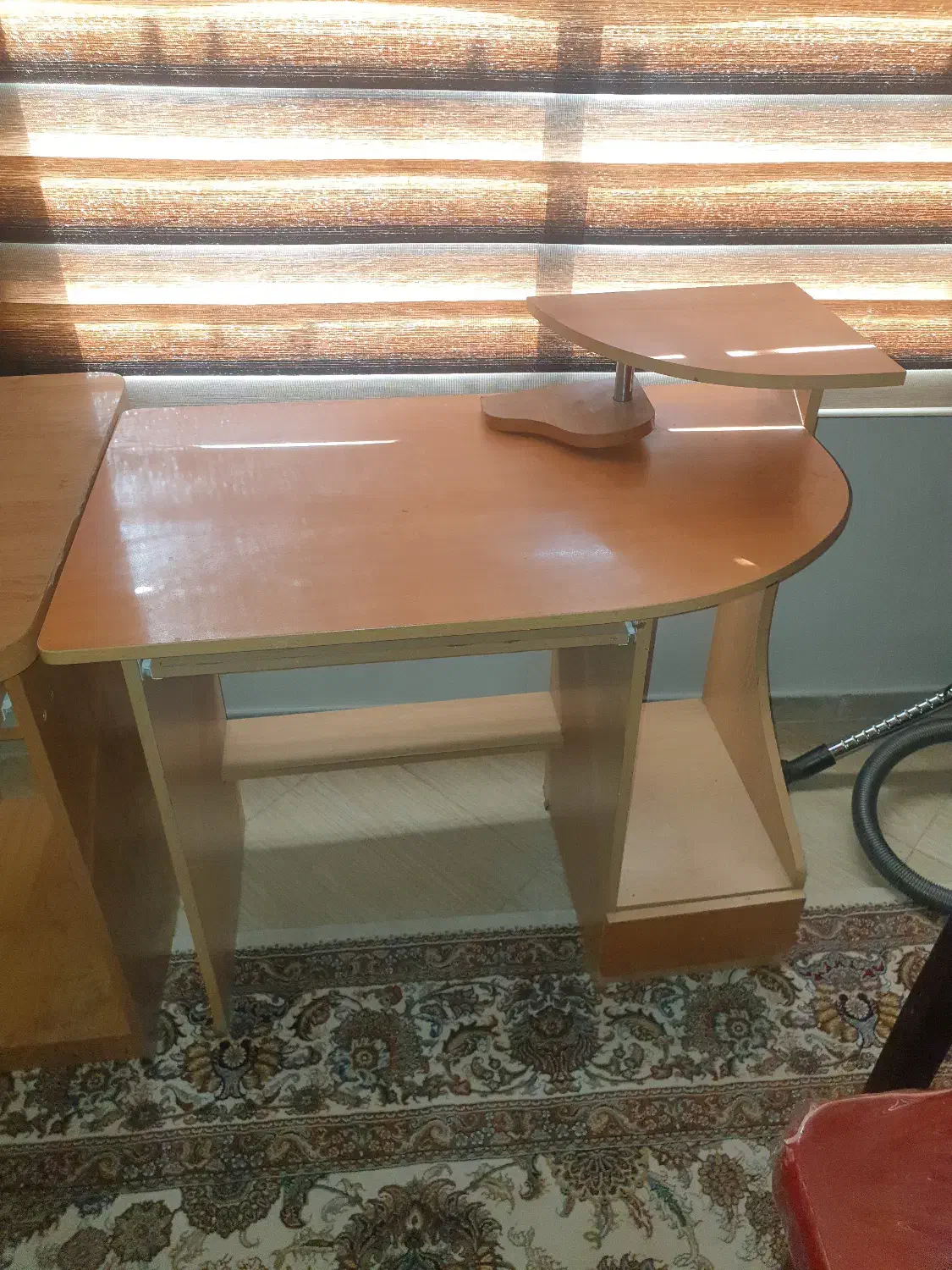 میز کامپیوتر|میز تحریر و کامپیوتر|کرج, کلاک پایین|دیوار