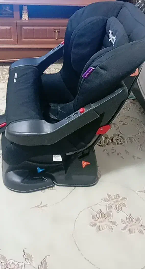 صندلی ماشین کودک|تخت و صندلی بچه|فردیس, انبار نفت|دیوار