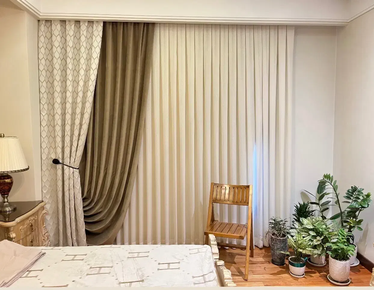 پرده فانتزی و لوکس (بازسازی و دکوراسیون)|پرده، رانر، رومیزی|مشهد, سناباد|دیوار