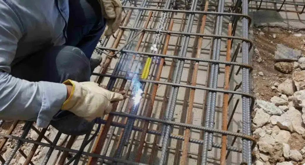 جوشکاری والپست و میلگرد بستر پذیرفته میشود|خدمات پیشه و مهارت|بیجار, |دیوار