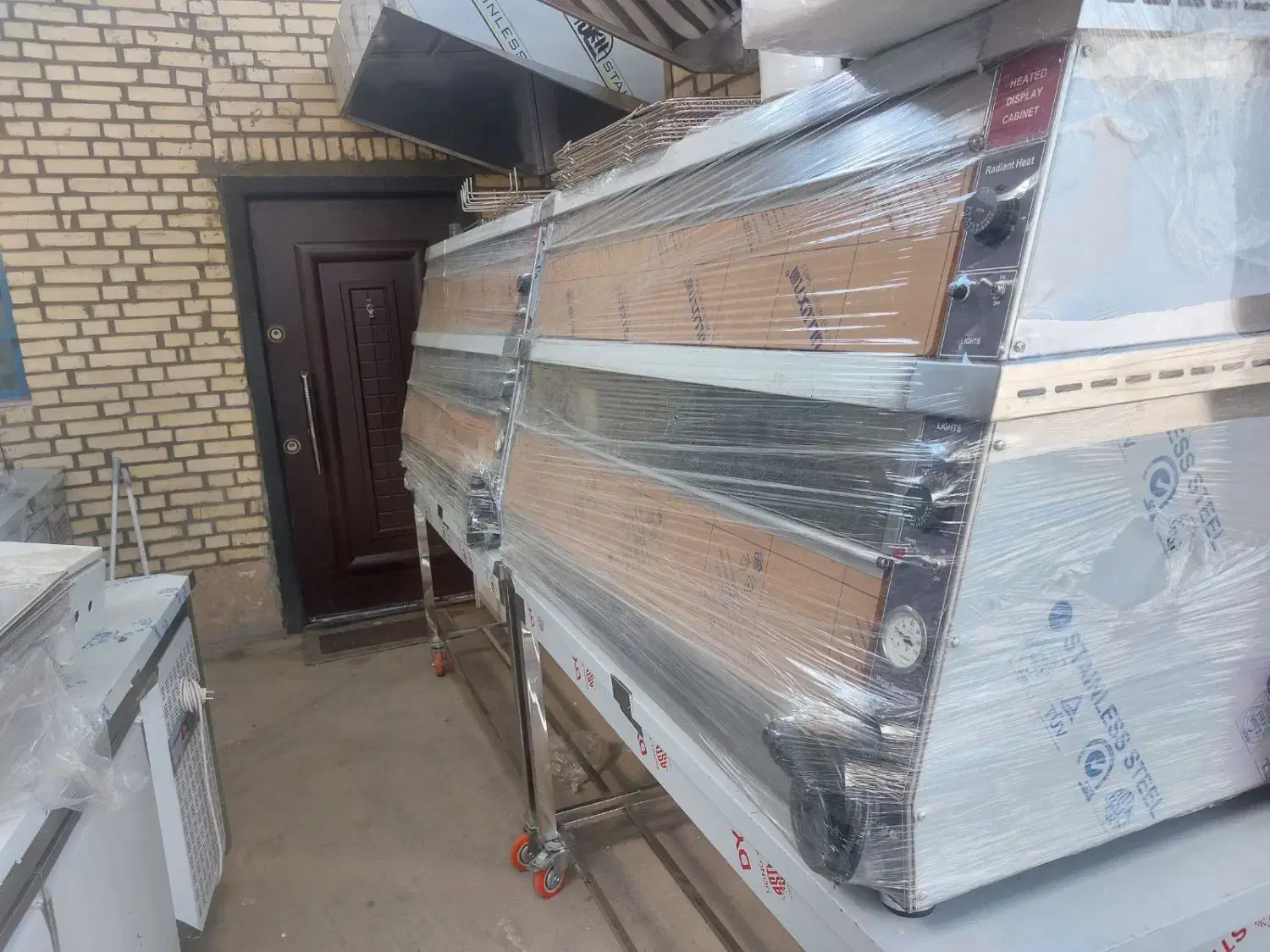 دیسپلی سرخکن طرح دین،فرصندوقی پیتزامیز بردینگ گریل|کافیشاپ و رستوران|پرند, فاز ۳|دیوار