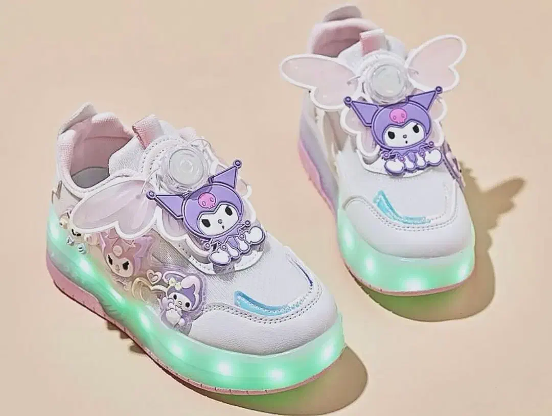 کفش اسکیتی کرومی|کیف، کفش، کمربند|رباط‌کریم, رباط‌کریم|دیوار