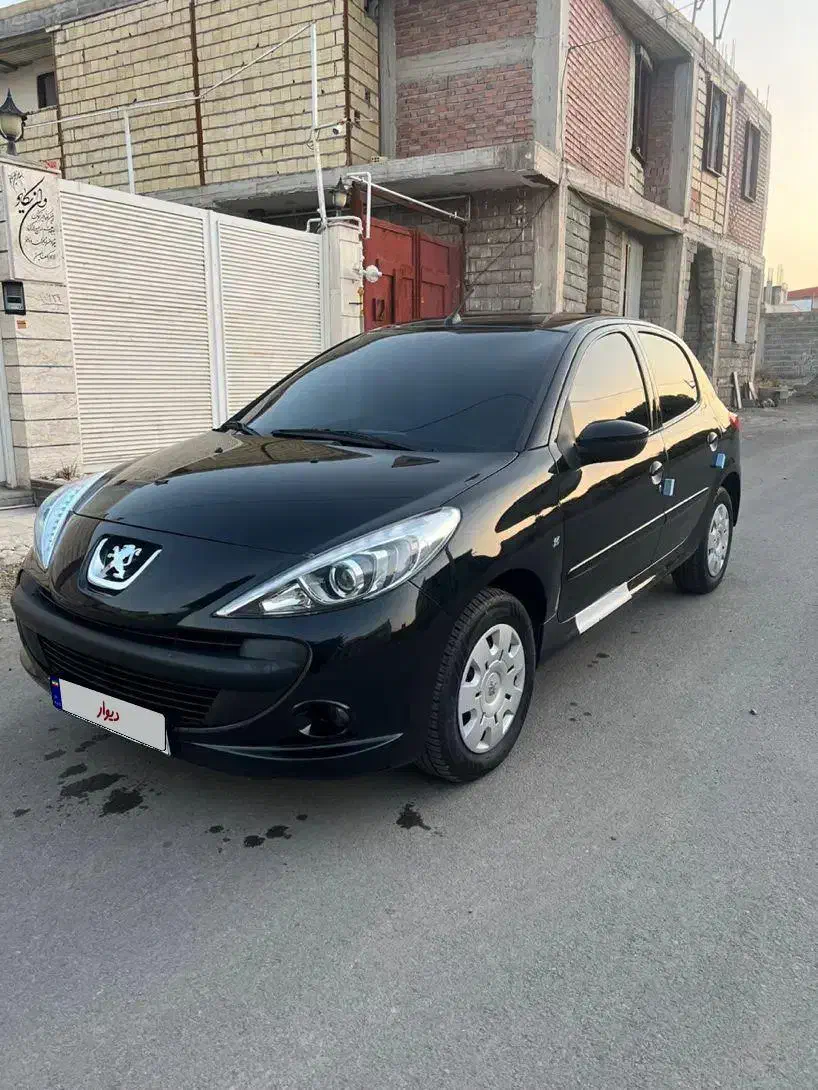 ۲۰۷ مدل ۱۴۰۳ مشابه صفر|خودرو سواری و وانت|جیرفت, |دیوار