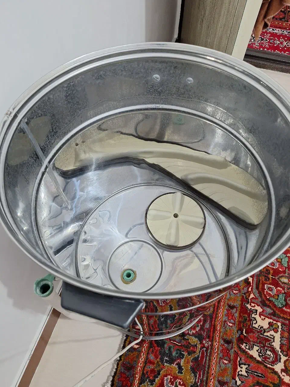 لباسشویی (کهنه شور)|ماشین لباسشویی و خشککن لباس|بناب, |دیوار