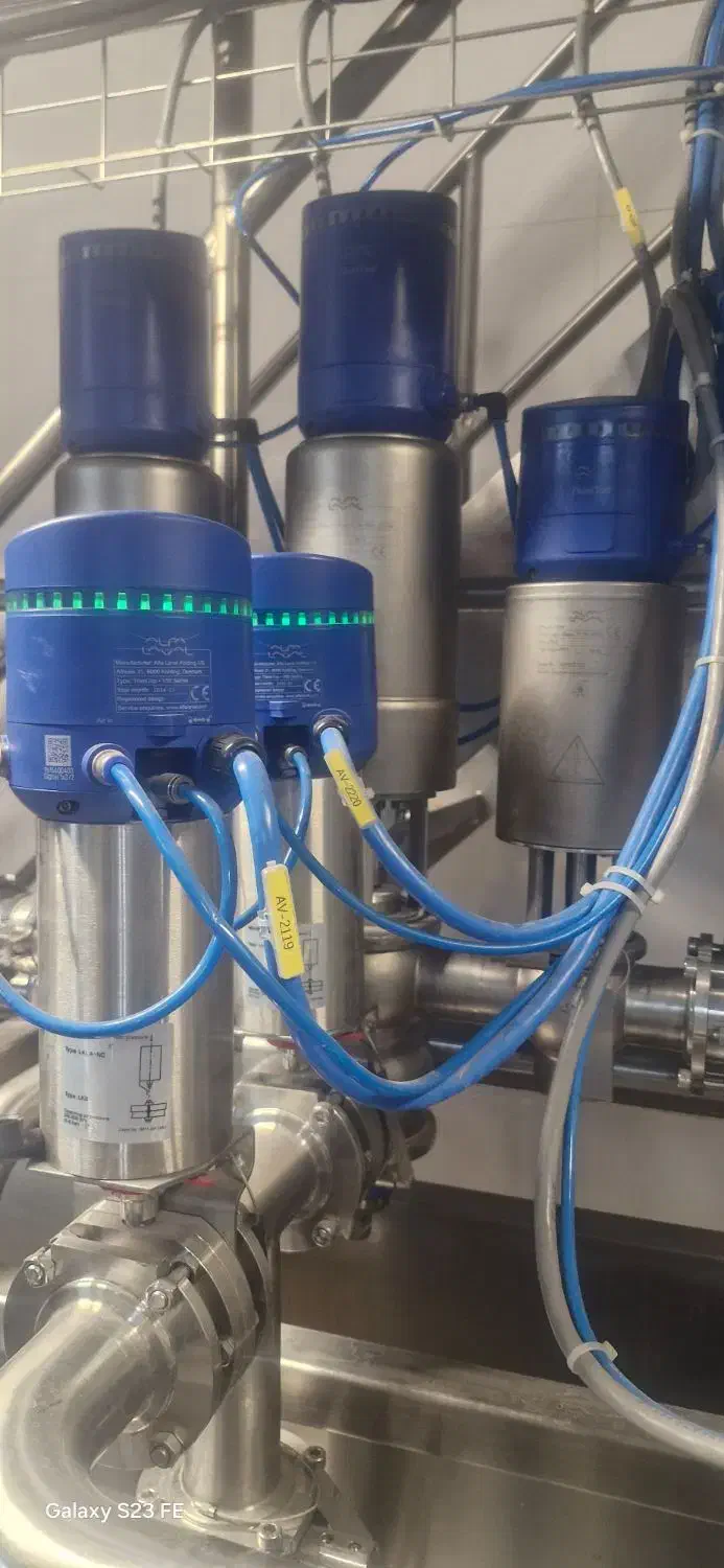 برق صنعتی ،اتوماسیون ، نصب و راه اندازی خطوط|خدمات پیشه و مهارت|آبیک, |دیوار