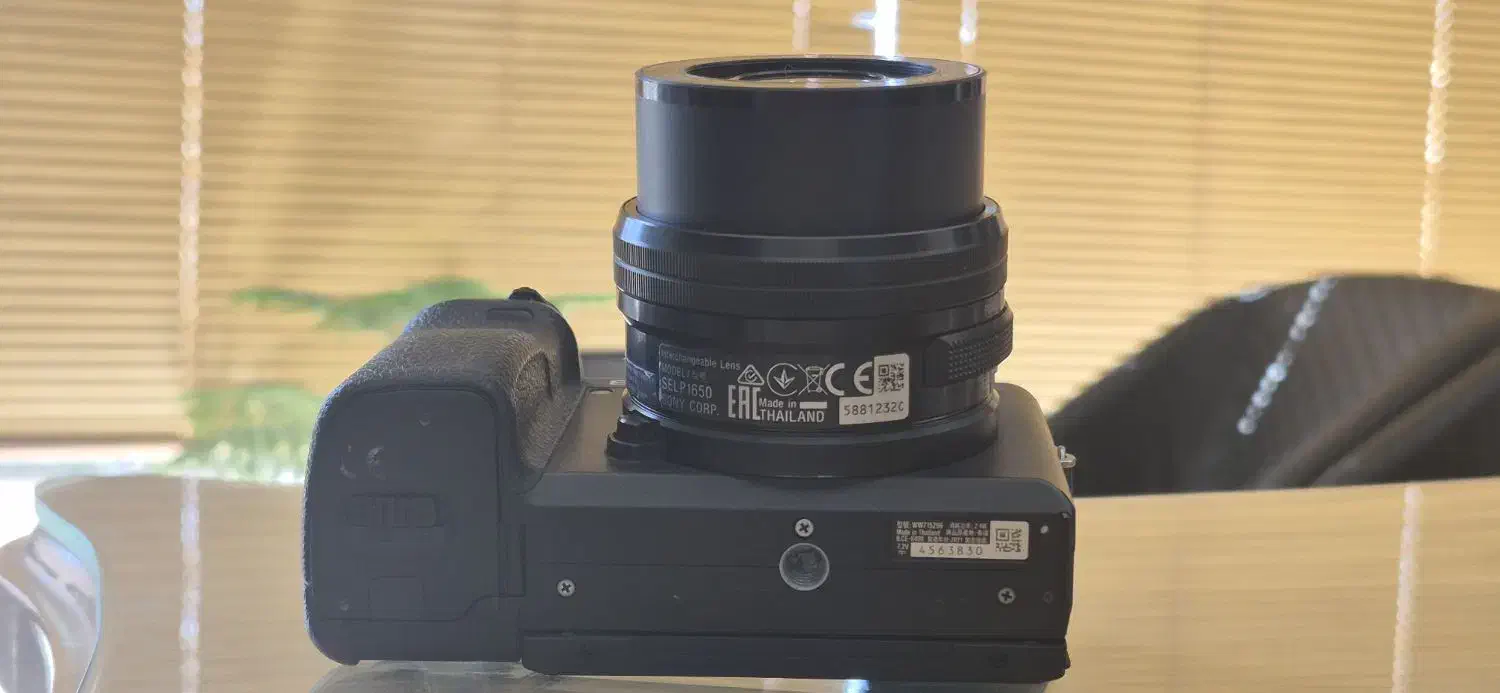 سونی آلفا۶۴۰۰|دوربین عکاسی و فیلم‌برداری|تربت‌حیدریه, فردوسی جنوبی|دیوار