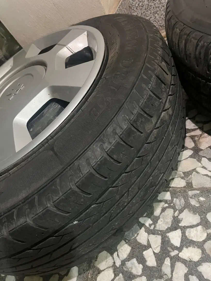 فروش لاستیک ۱۵-۱۸۵ با رینگ فابریک|قطعات یدکی و لوازم جانبی|لنگرود, |دیوار